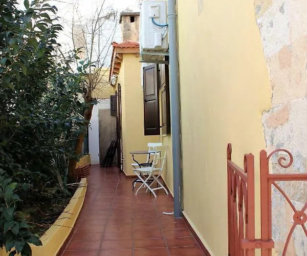 بيت للعطل Alexandros Traditional House إياليسوس