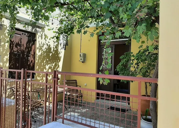 Alexandros Traditional House Ialysos (Rhodes)